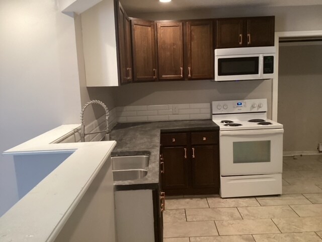 Foto del edificio - 3307 Houston St