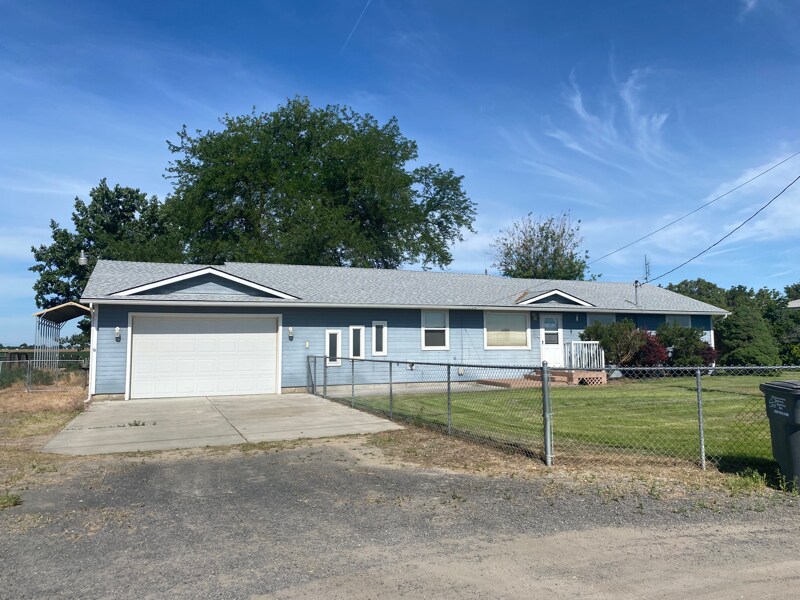 Foto principal - 4764 Rd M NE