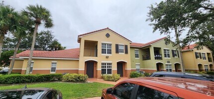 Building Photo - 10342 Fox Trail Rd S