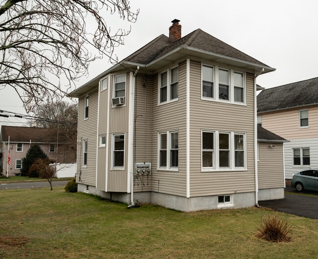 303 Holmes St Unit 303, Boonton, NJ 07005 Apartments in Boonton, NJ