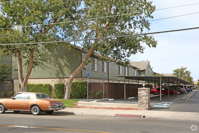 Building Photo - Stonemark Homes
