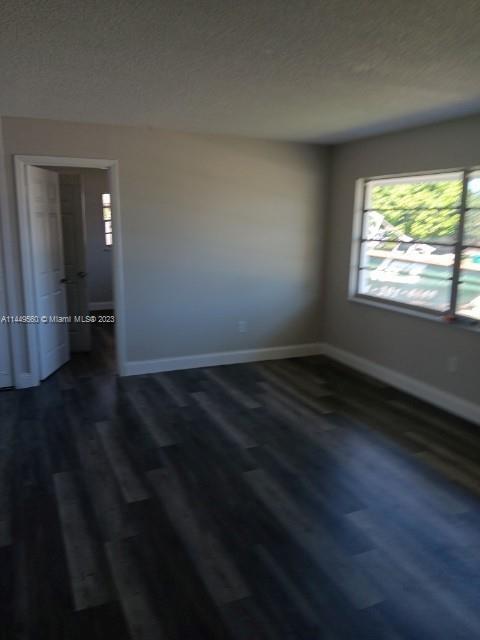 Foto del edificio - 622 Plymouth St