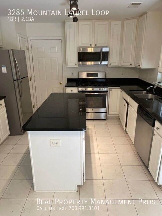 Foto del edificio - Qualify for a Zero Deposit/Two Car Garage-...