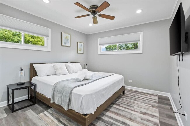 Foto del edificio - 33 Crescent Rd