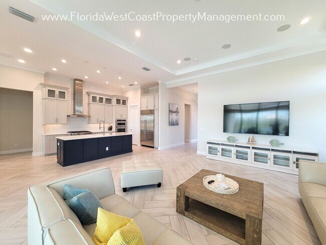 Foto del edificio - IMPRESSIVE FURNISHED POOL HOME! ISLES AT L...