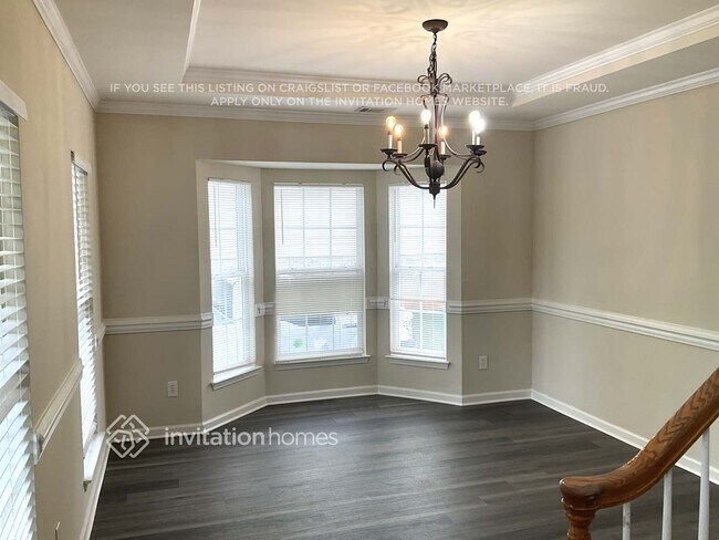 Foto del edificio - 8515 Castledown Dr