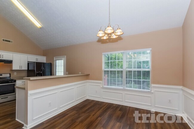 Building Photo - 1131 St Phillips Ct