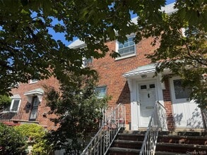 Building Photo - 80-05 165th St