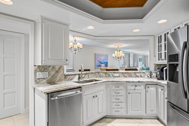 Building Photo - 5790 Florida A1A