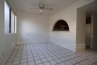 Building Photo - 1322 S Judd St