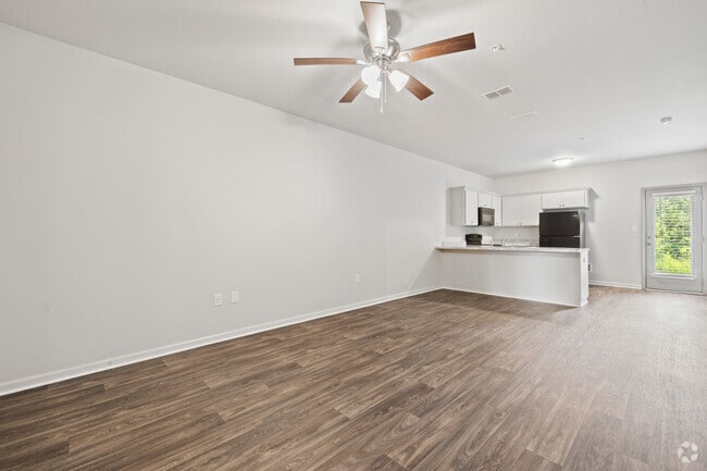 2BR, 2BA - 900SF - Living Room/Kitchen - Springhill Apartments