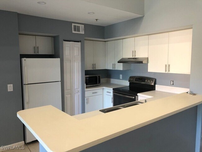 Foto del edificio - 1195 Wildwood Lakes Blvd