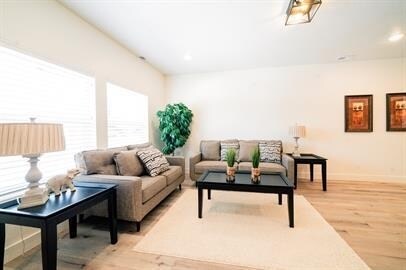 Foto del edificio - 254 Spring Creek Pky