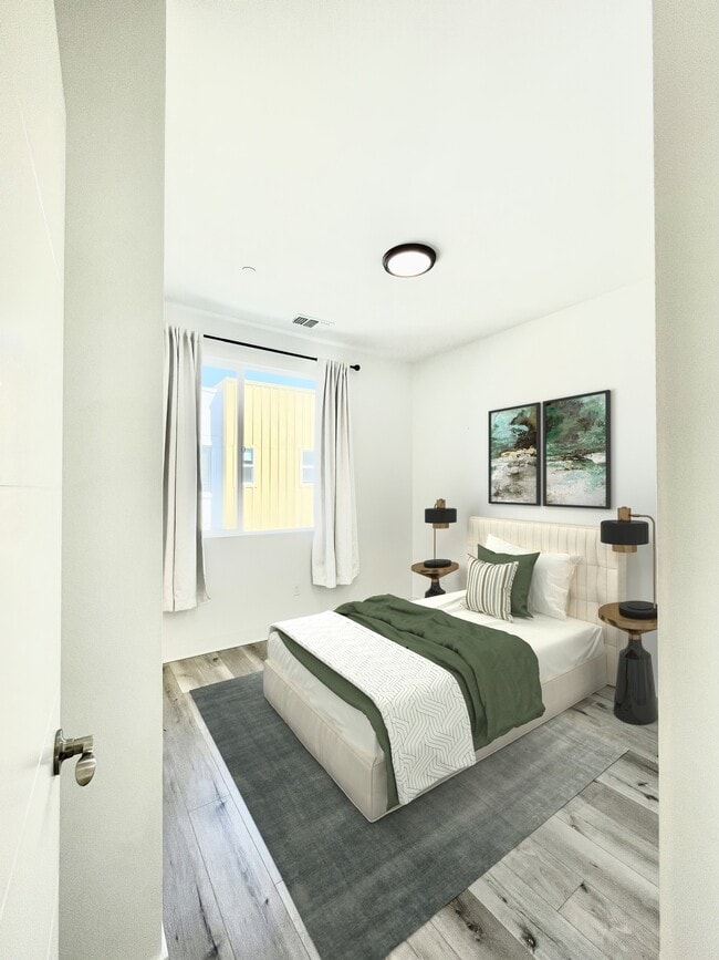 Second Bedroom - 2374 Filbert St
