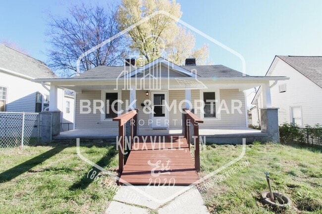 Photo - 404 E Emerald Ave House