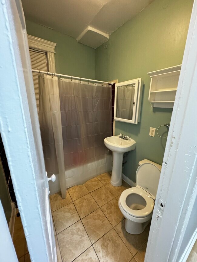 Foto del edificio - 881 Huntington Ave