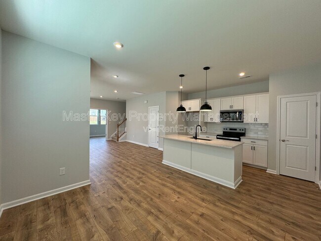 Building Photo - 1241 Bessie Ct