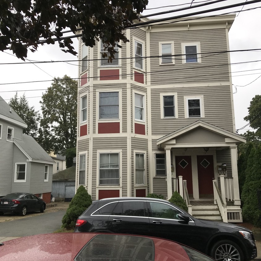 14 Clarendon Ave Unit 3, Somerville, MA 02144 Apartment for Rent in