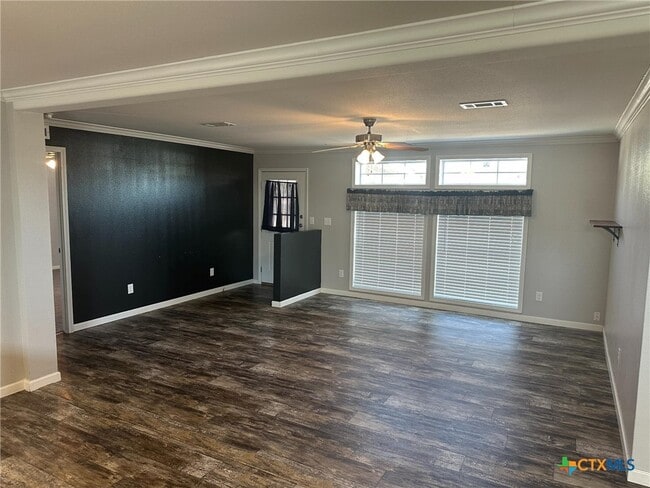 Foto del edificio - 908 N Henry St