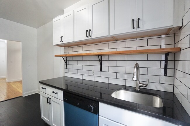 Building Photo - 534 W 147th St