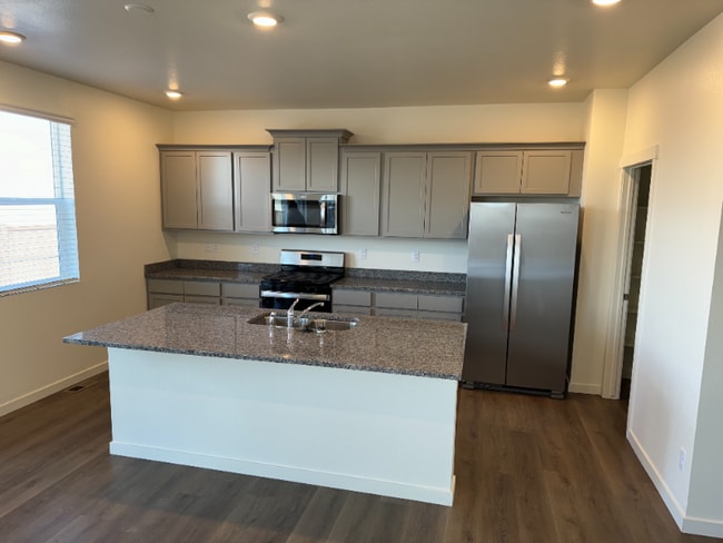 Building Photo - 5996 Amerifax Dr