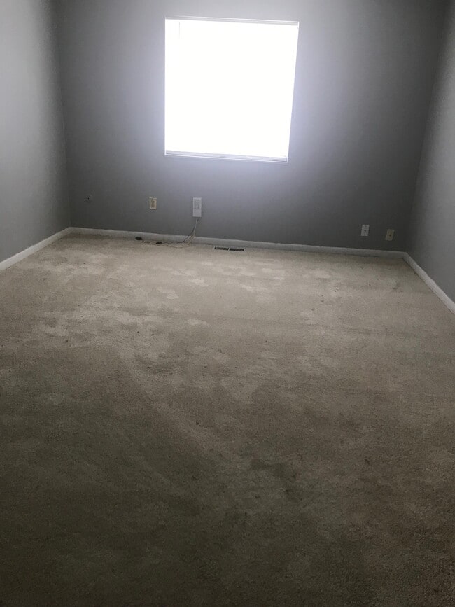 Building Photo - 6033 Wingedfoot Ct