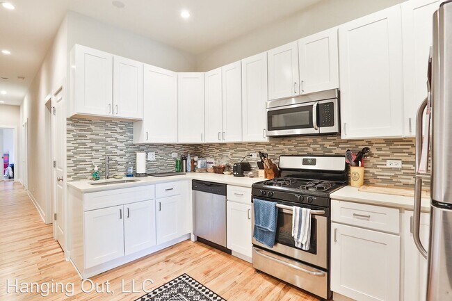 Foto del edificio - 1056 N Hermitage Ave