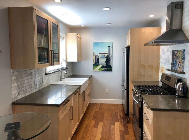 cocina - 5550 Traffic Way