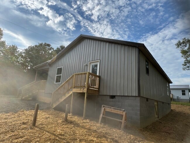 Building Photo - 3604 Douglas-Hyatt Rd