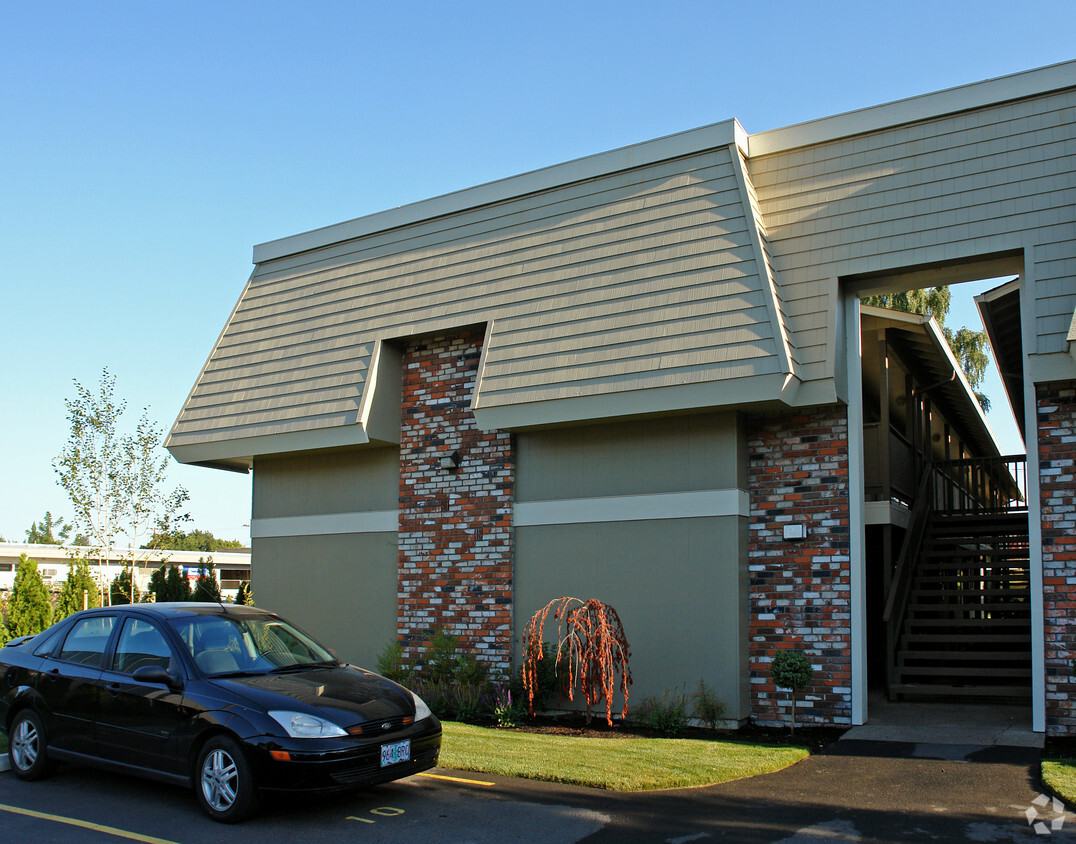 Building Photo - Springate Apartments