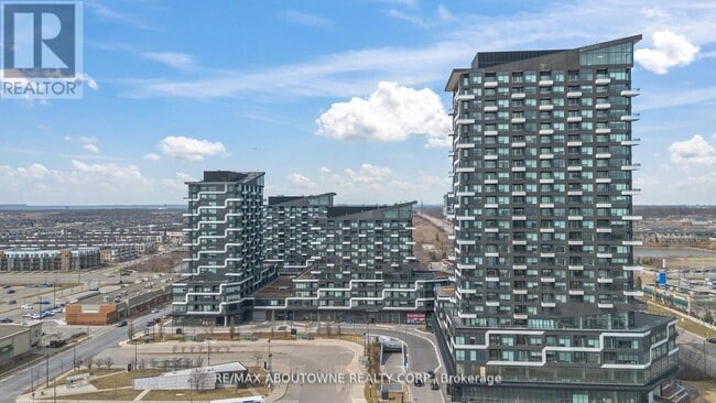 Building Photo - 297-1297 Oak Walk Dr