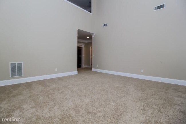 Building Photo - 4 br, 3 bath House - 620 IRA Street SW