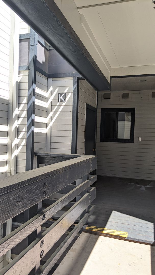 Building Photo - 55 Stenner St