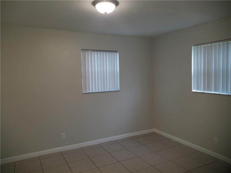 Primary Photo - 418 NW 13th Ave