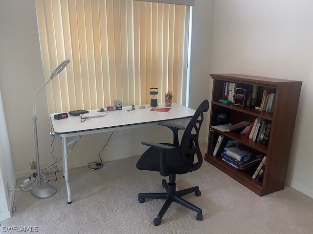 Foto del edificio - 13175 Regent Cir