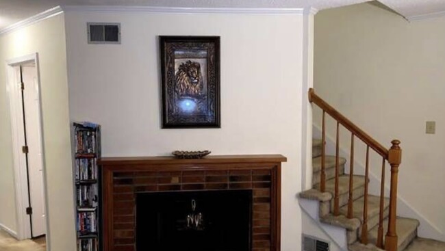 Foto del edificio - 307 Summer Woods Dr