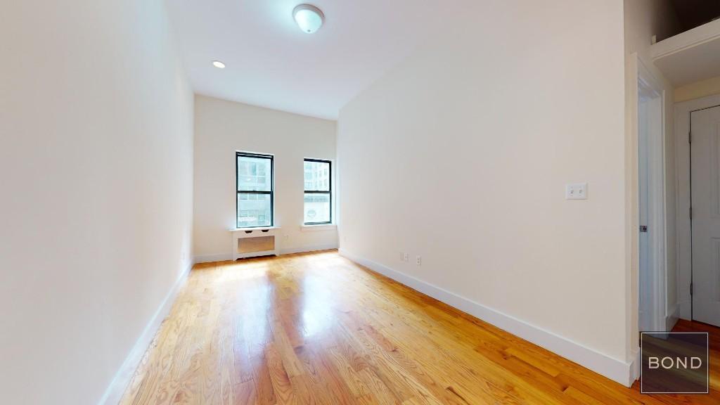 Primary Photo - 253 W 93rd St