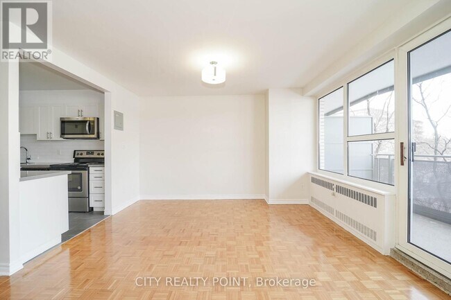 Building Photo - 10 Shallmar Blvd