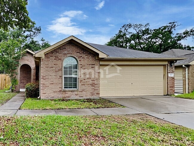 Building Photo - 113 Heritage Oaks Dr
