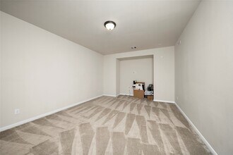 Building Photo - 4719 Coldstream Ct