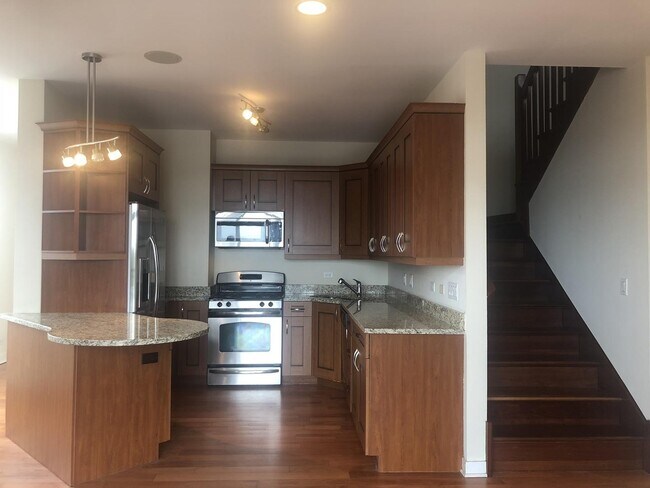 Foto del edificio - 6957 N Greenview Ave