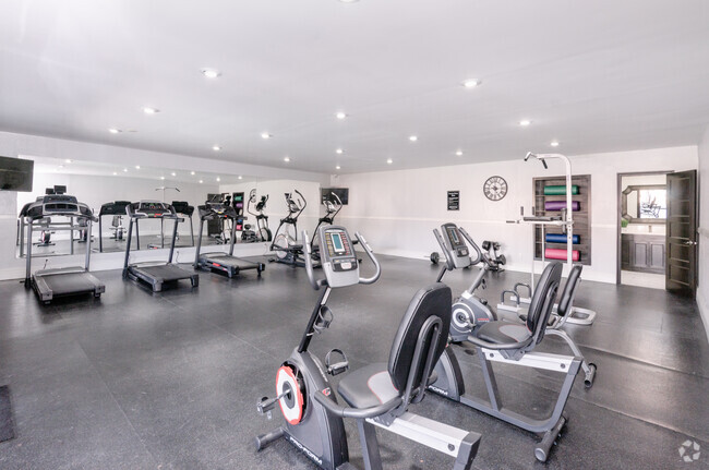 Gimnasio abierto las 24 horas - Sunset Pointe Apartments