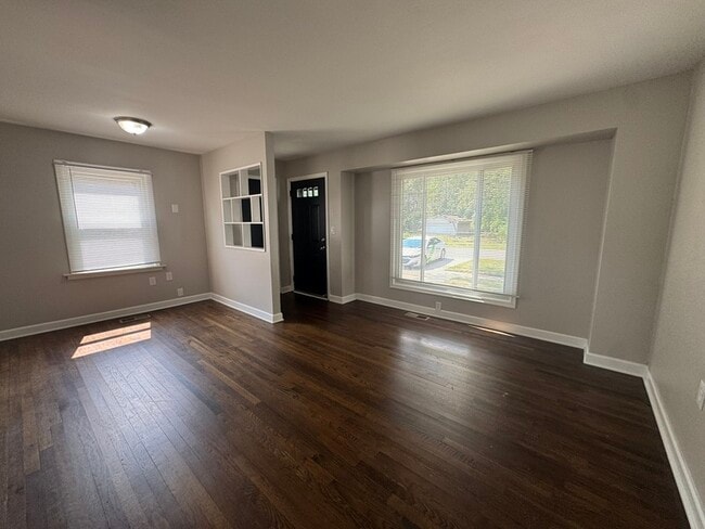 Foto del edificio - 7897 Cornell St