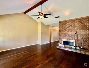 Building Photo - 229 Glenwood Dr