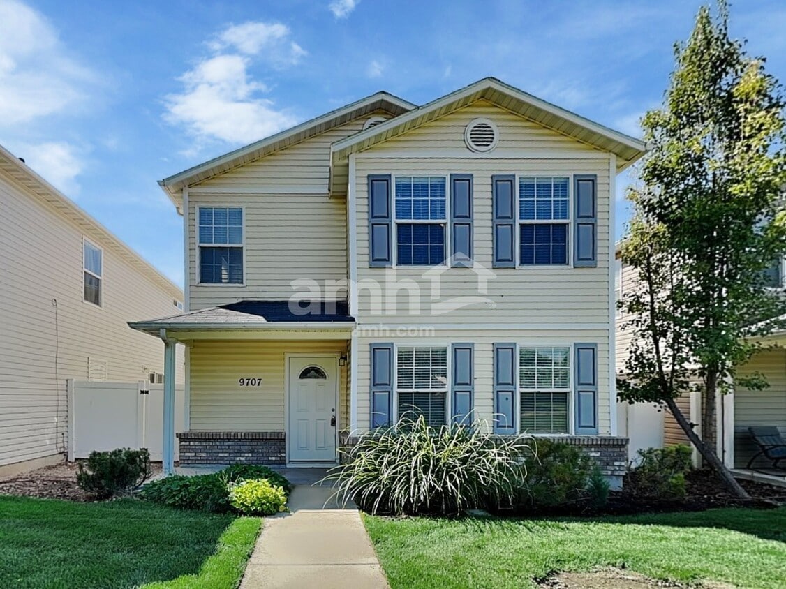 Primary Photo - 9707 W Brogan Dr