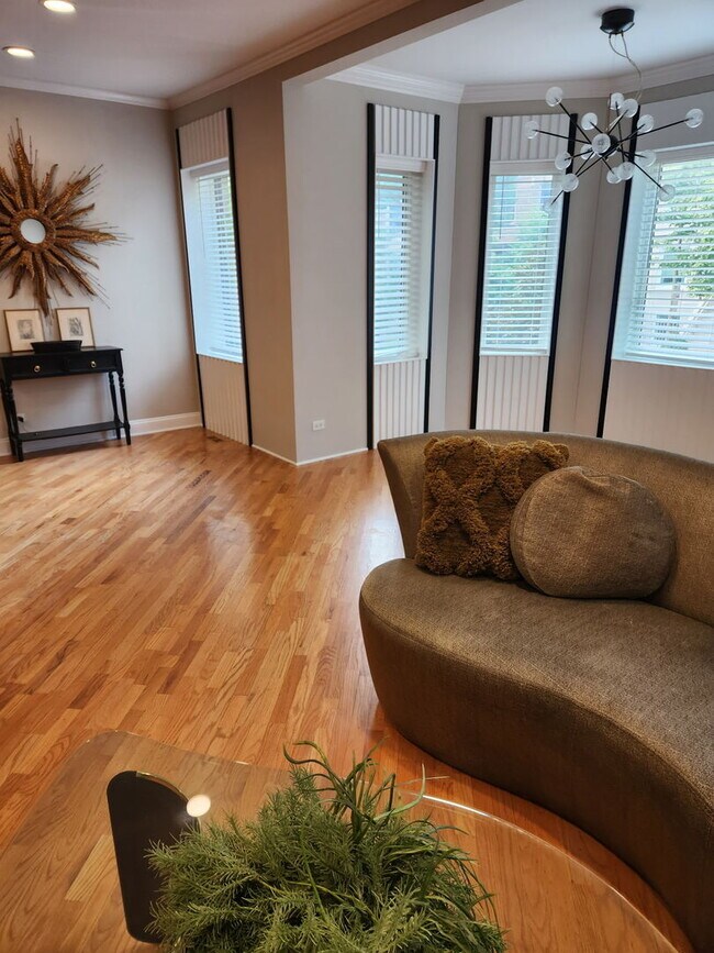 Foto del edificio - 2531 W Cortez St