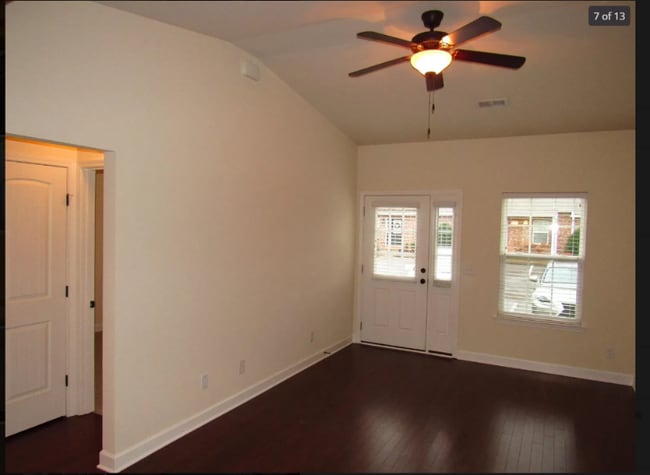 Building Photo - 1040 Charlie Daniels Pkwy