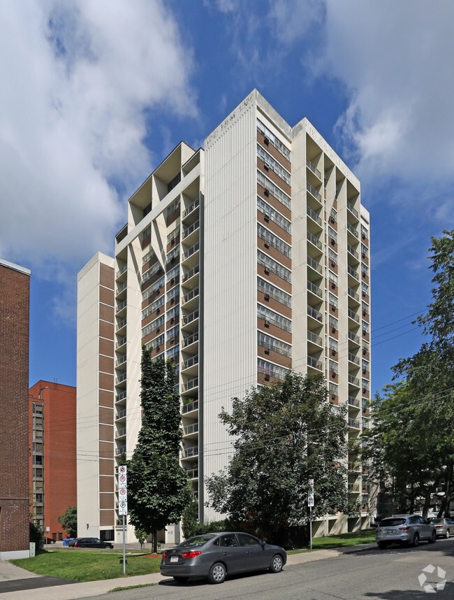 Building Photo - Robinson Place Apartments