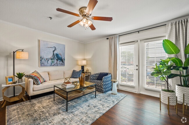 2BR, 1BA - 870SF B1 - FERN CROSSING