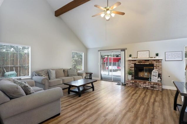 Building Photo - 2209 Prins Alexander Cir